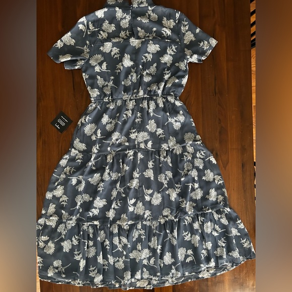 Lulus midi dress - Picture 4 of 6